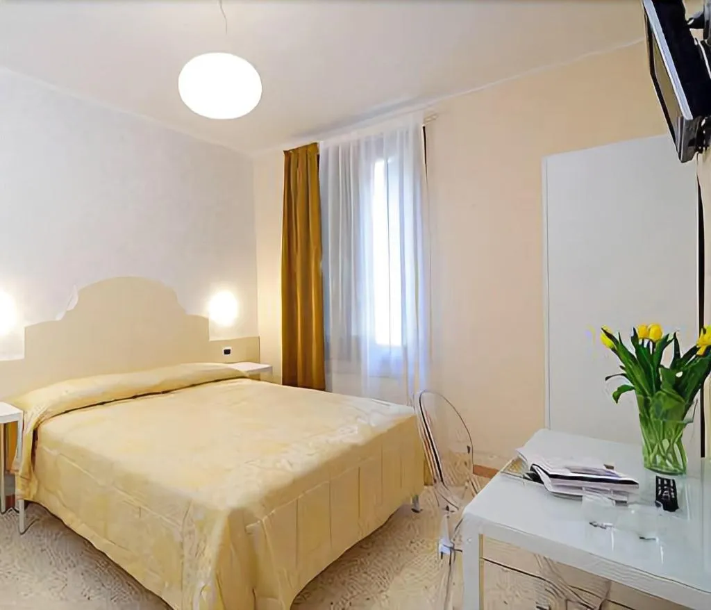 Room, Hotel Adriatico, Venice