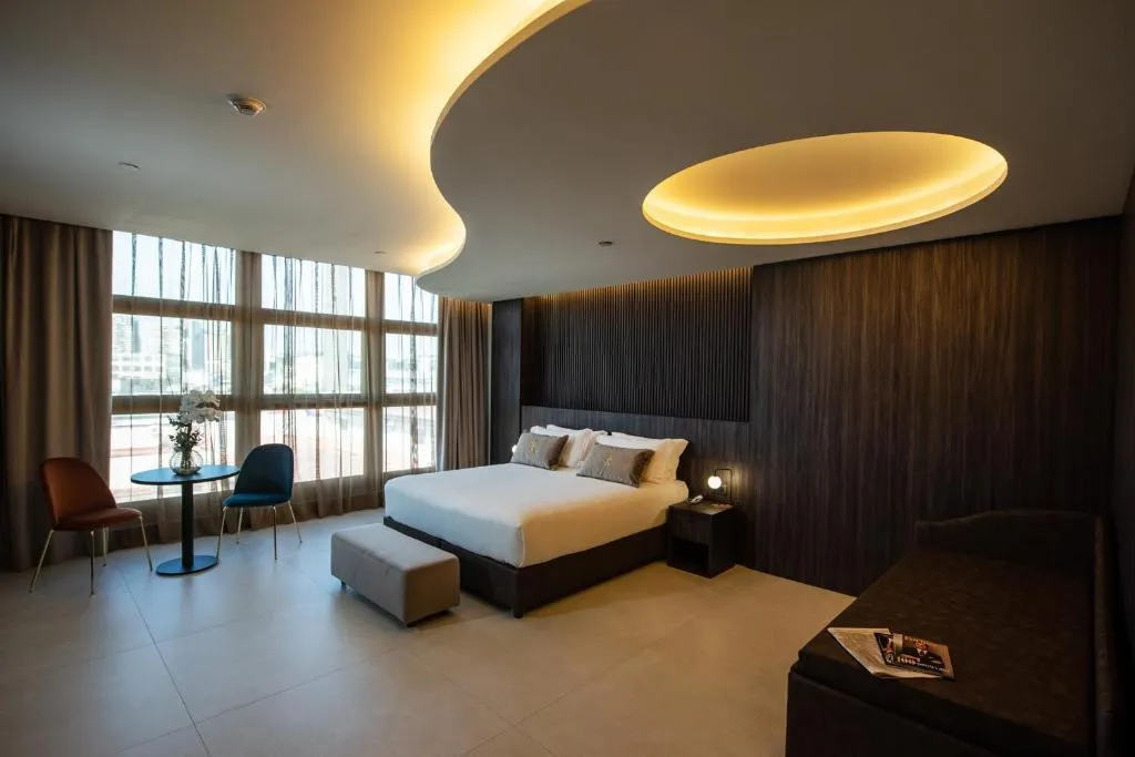 Double or Twin DELUXE TWO BEDS Room, Gold Tower Lifestyle Hotel, Naples
