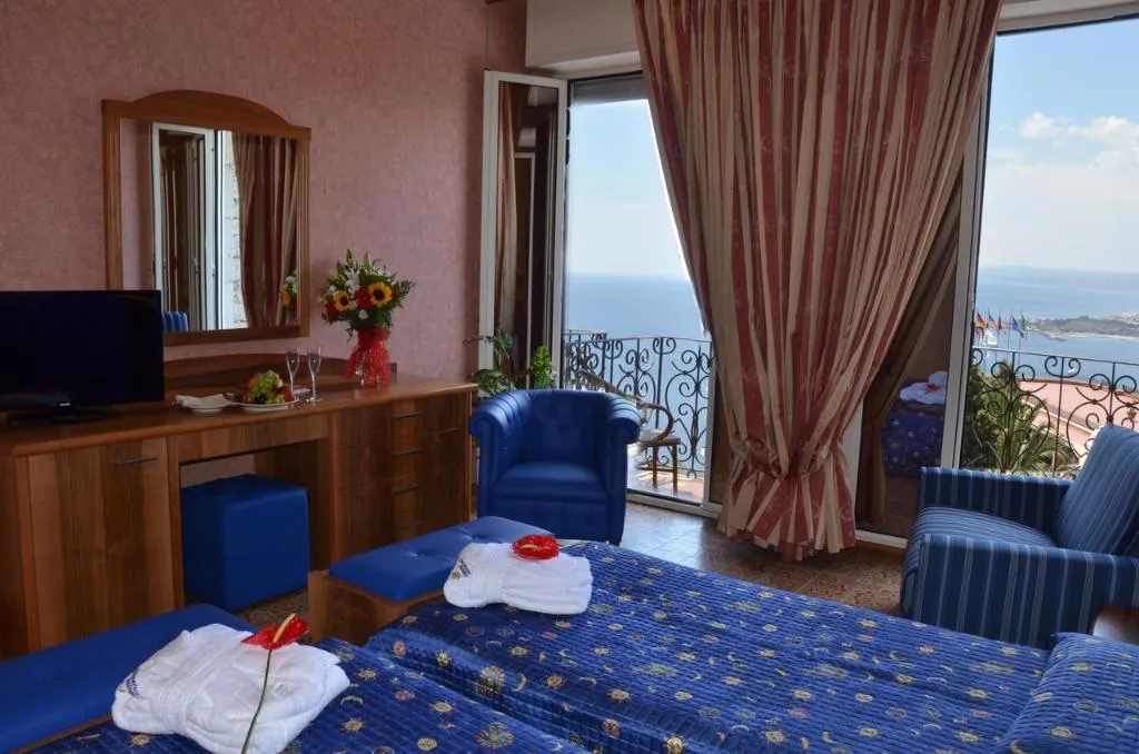 Room, Taormina Park Hotel, Taormina