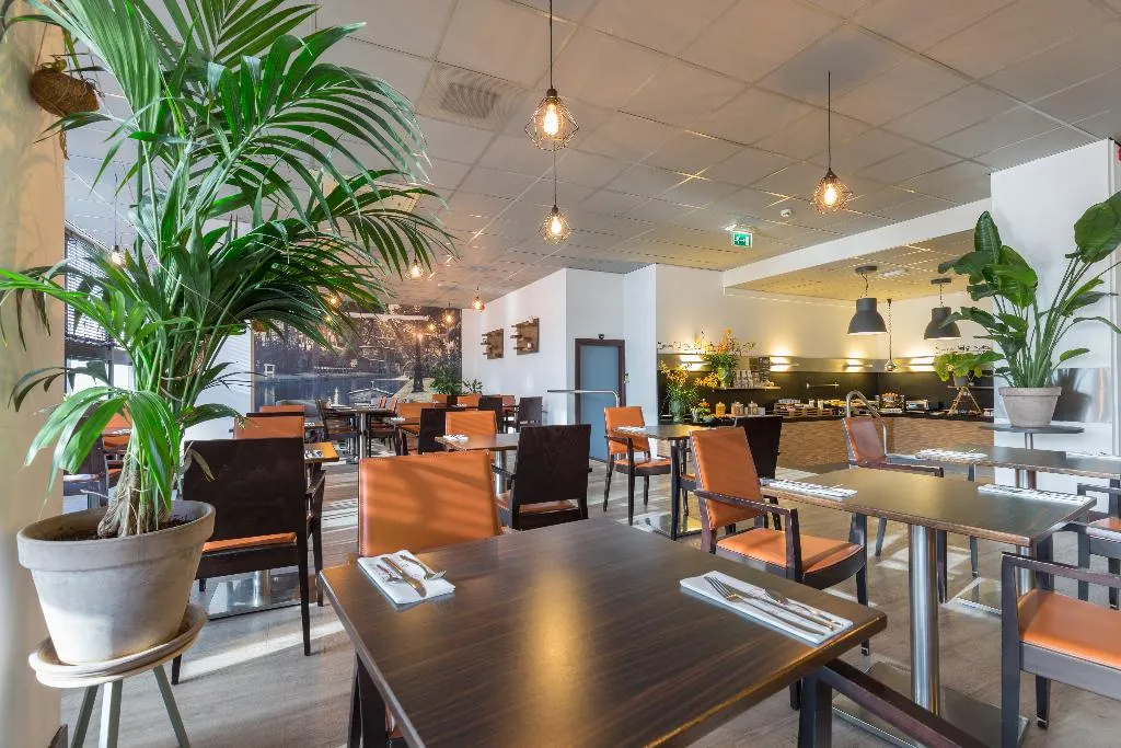 Restaurant, Leonardo Hotel Utrecht City Center, Amsterdam