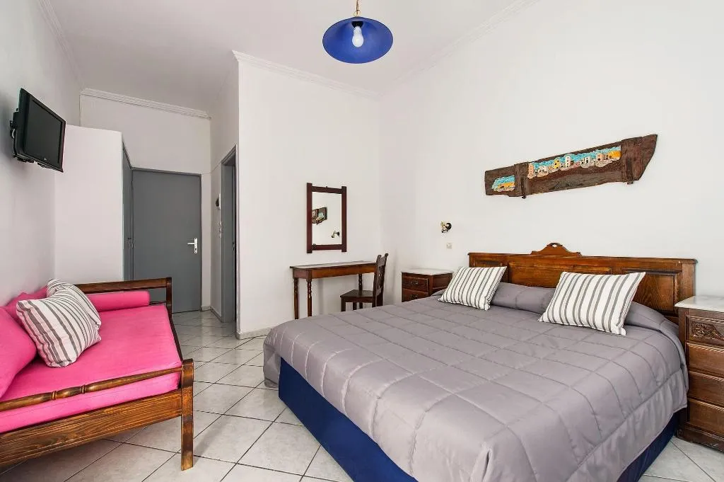Room, Hotel Eucalyptus, Santorini