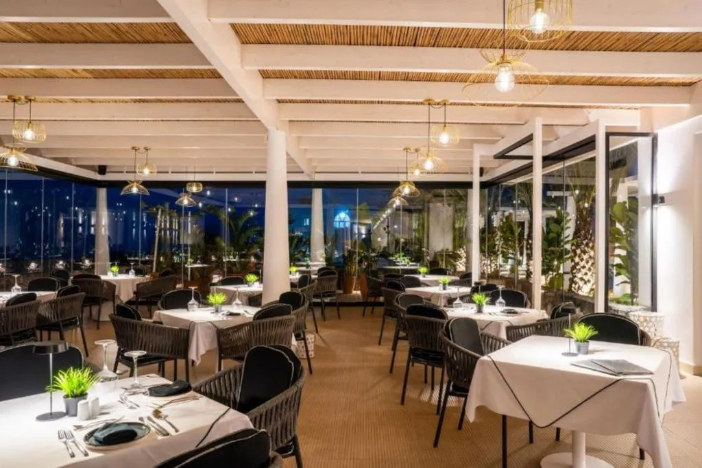 Restaurant, Cresanto Luxury Suites Santorini, Santorini