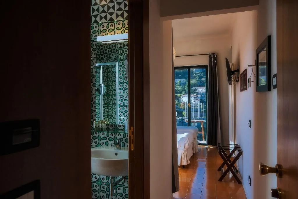 Room, La Moresca, Naples