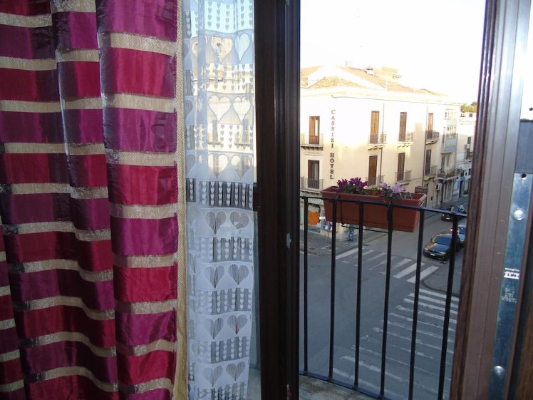 Bed & Breakfast PHENICUSA, Catania