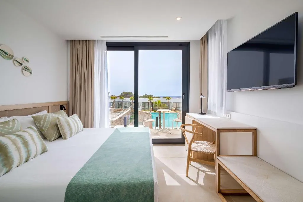JUNIOR SUITE SEA VIEW Room, Barcelo Nura, Menorca