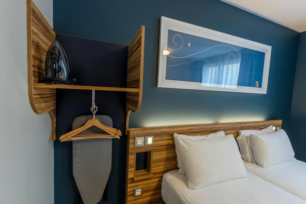 Double or Twin Accessible Room, Travelodge Barcelona Poblenou, Barcelona
