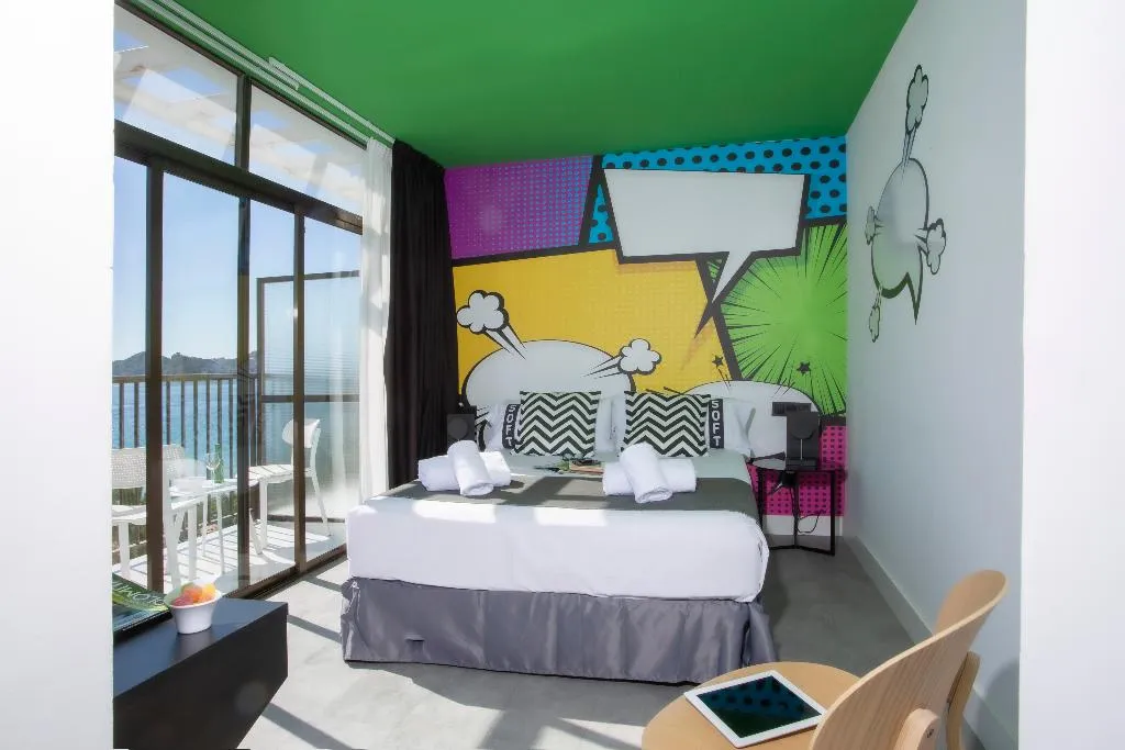 DOUBLE SEA VIEW Room, Casual Pop Art Benidorm, Costa Blanca