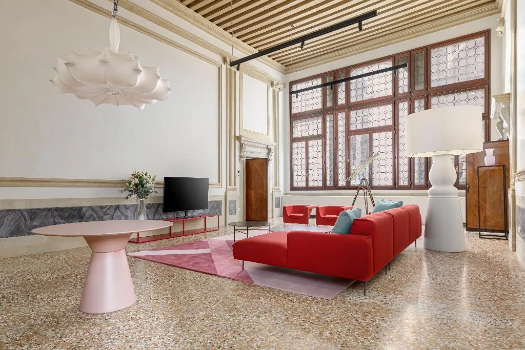 APARTMENT STANDARD Room, Palazzo Dei Fiori By Room Mate, Venice