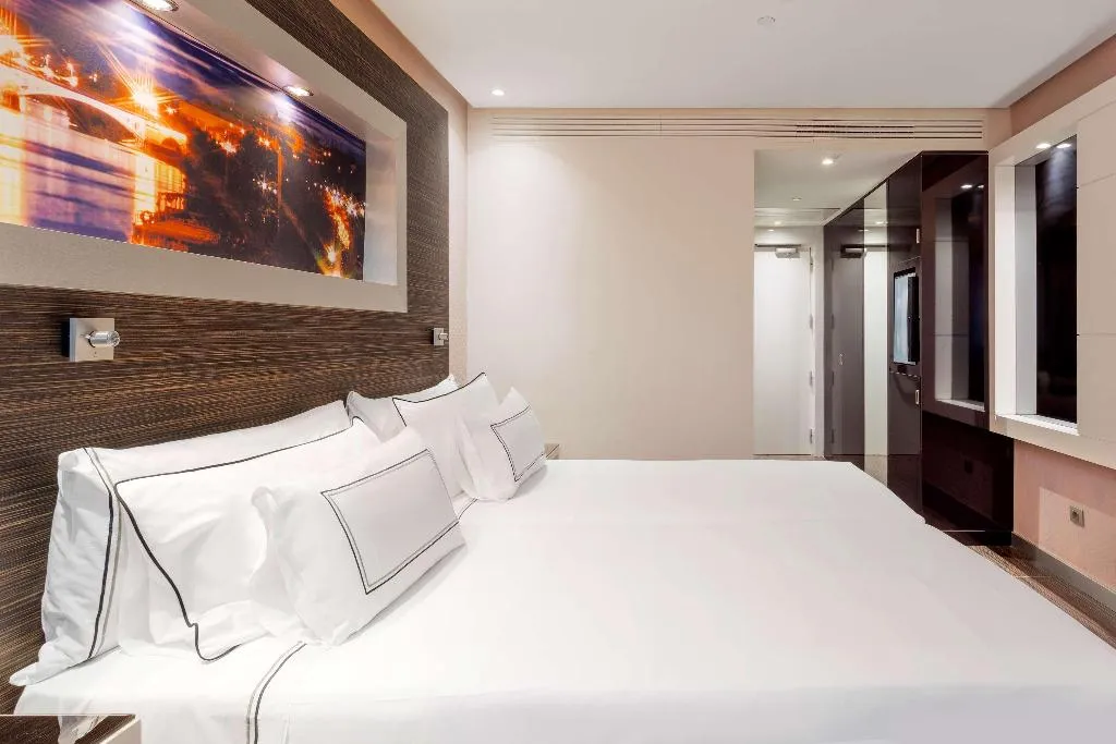 Double or Twin PREMIUM Room, Melia Lebreros, Seville