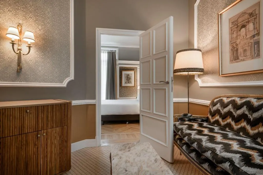 Room, AC Hotel Palacio del Retiro Autograph Collection, Madrid