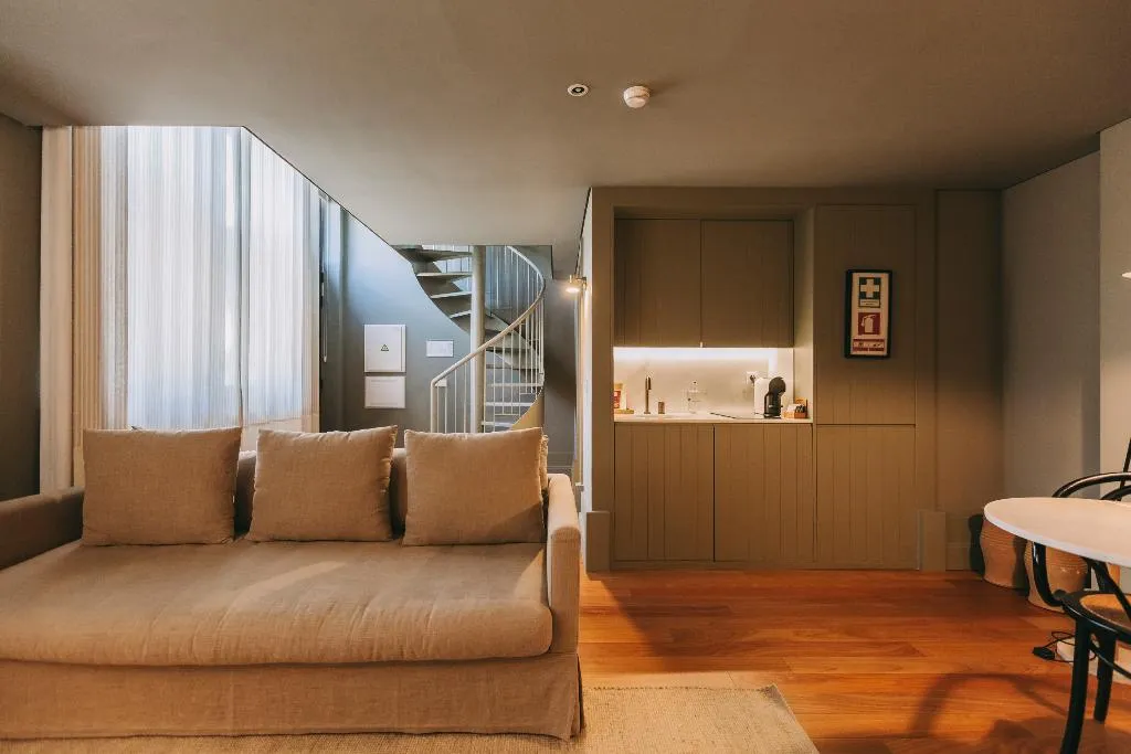 DOUBLE DUPLEX DELUXE Room, Torel Saboaria, Porto