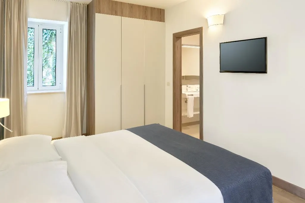 APARTMENT CAPACITY 6 Room, Maistra Select Srebreno Villas, Dubrovnik