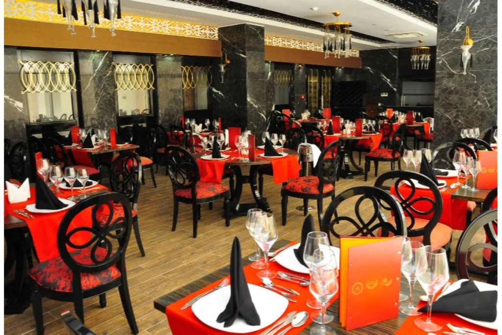 Restaurant, Well Palace Side, Antalya