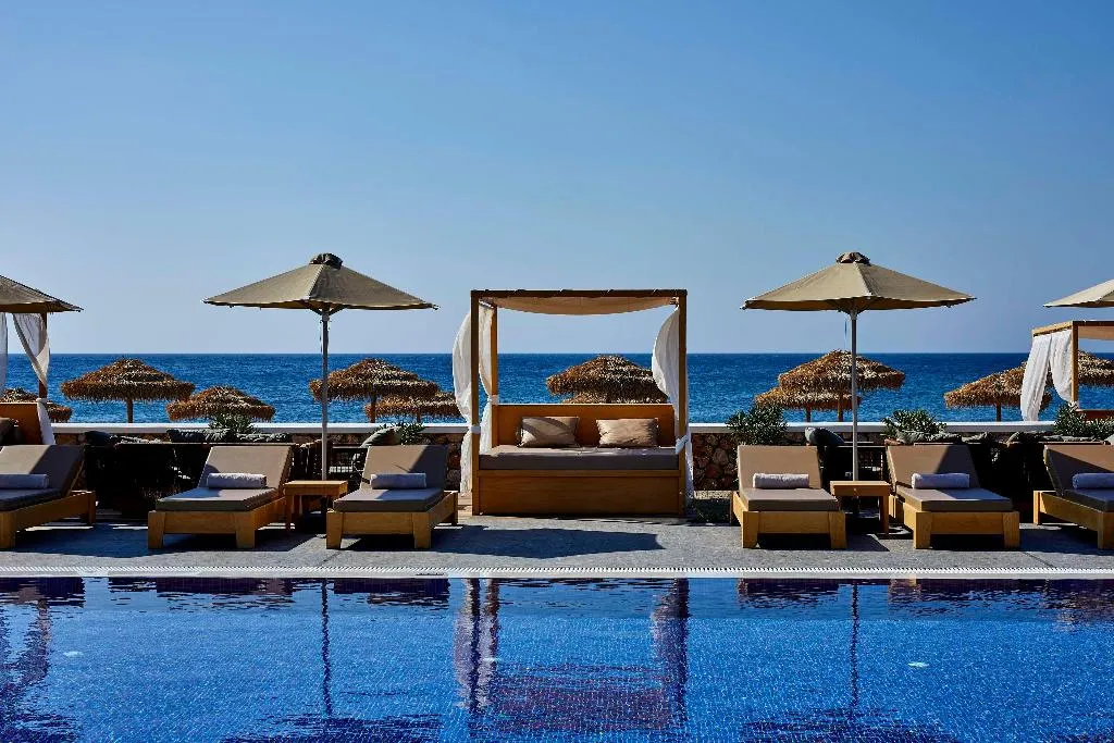 Pool, Sea Breeze Santorini Beach Resort, Curio Collectio, Santorini