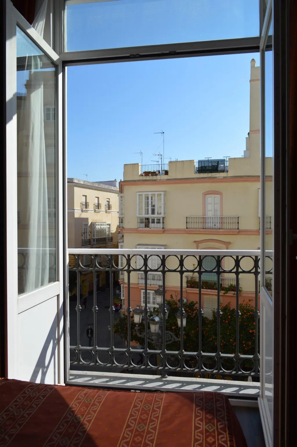 FAMILY ROOM WITH TERRACE Room, De Francia Y Paris, Costa De La Luz