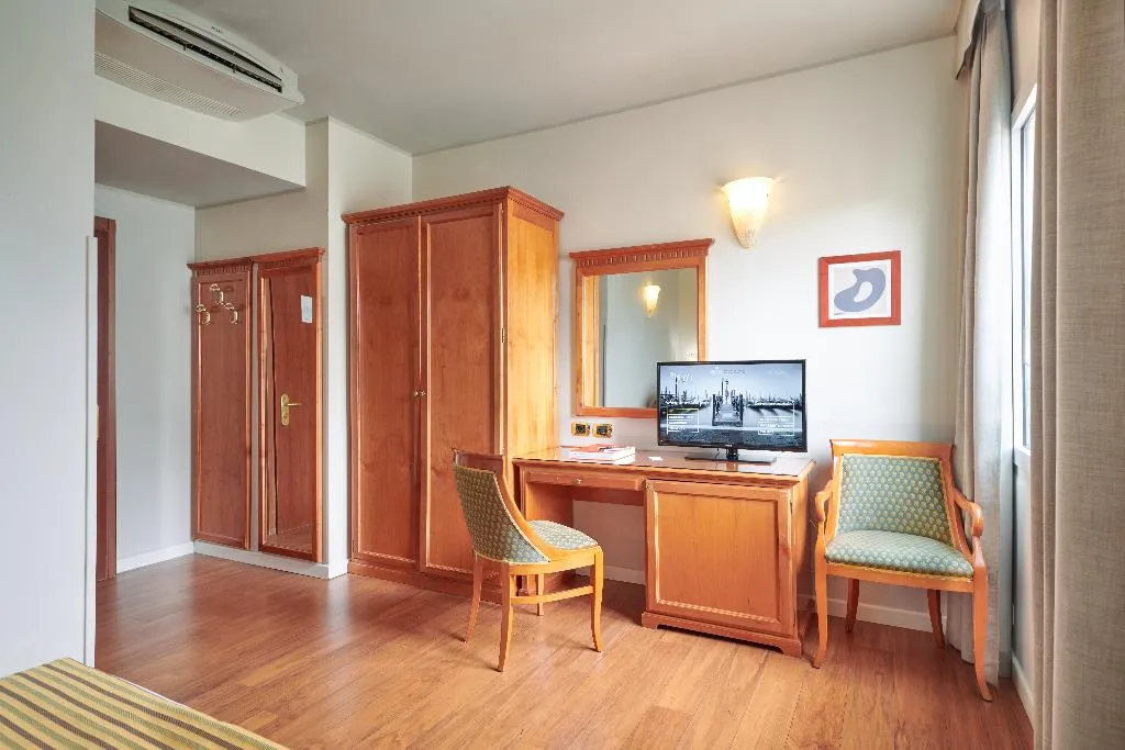 DOUBLE SINGLE USE STANDARD Room, Hotel Plaza Venice, Venice