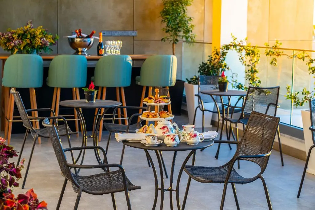 Bar, Anemi Hotel & Suites, Cyprus