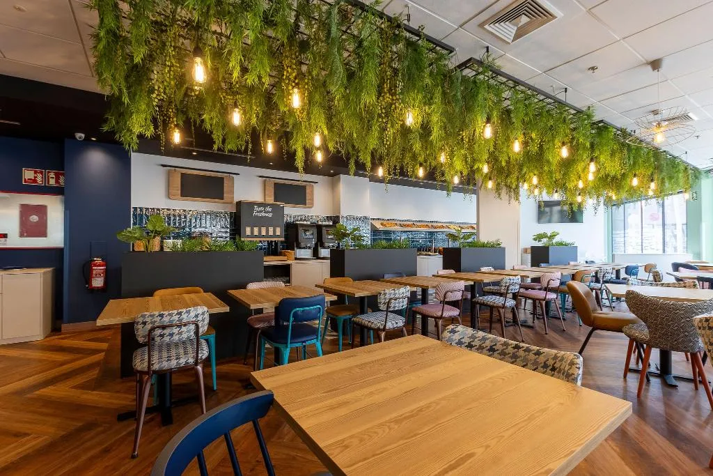 Bar, Travelodge Barcelona Poblenou, Barcelona