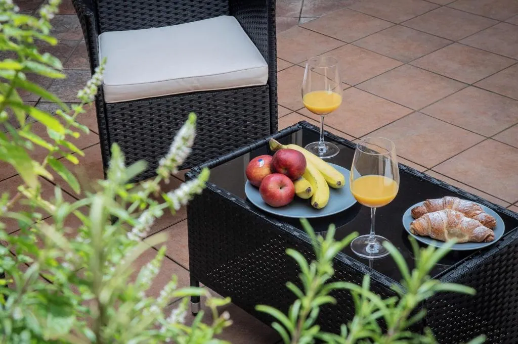 Terrace, Boutique Apartments White Swan, Prague