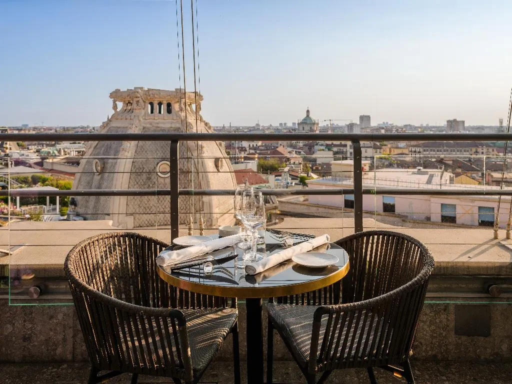 Terrace, Dei Cavalieri Milano Duomo, Milan