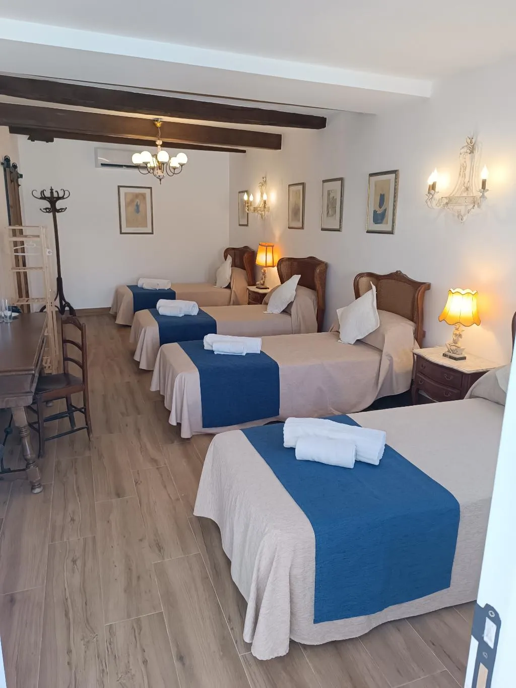 QUADRUPLE CAPACITY 4 ONE BEDROOM Room, El Palacete, Costa Almeria