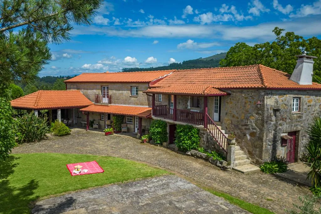 APARTMENT TWO BEDROOMS Room, Quinta da Aldeia, Porto