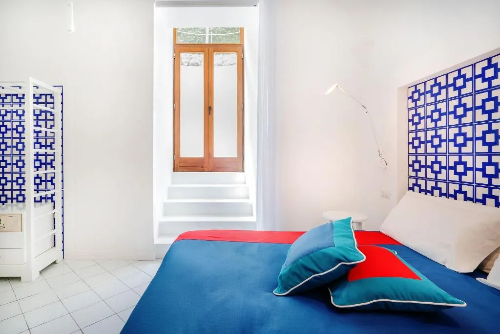 DOUBLE QUEEN SIZE BED Room, Torre Barbara, Naples