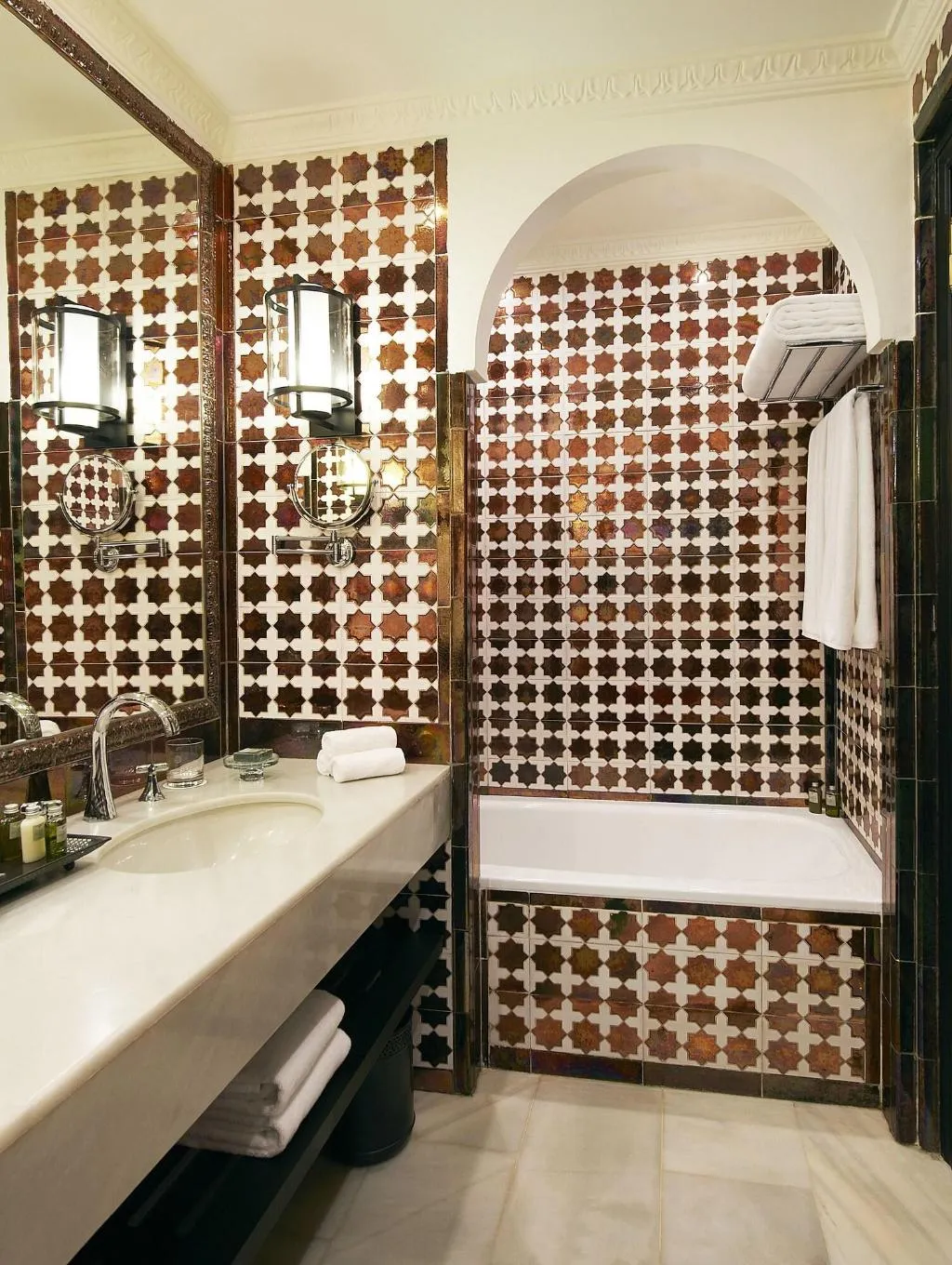 Room, Alfonso XIII, Seville