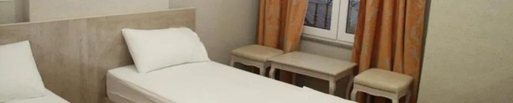 Room, Hotel Majestic, Durres