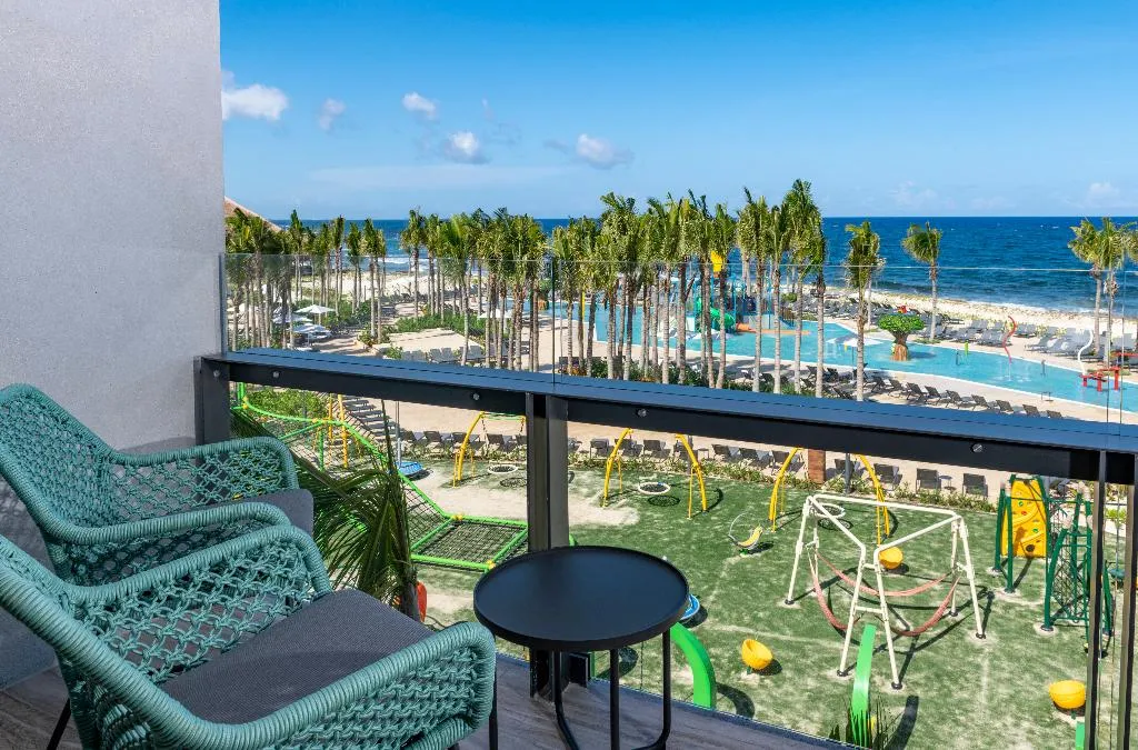 FAMILY ROOM KING SIZE BED Room, Hilton Tulum Riviera Maya All-Inclusive Resort, Cancun Area