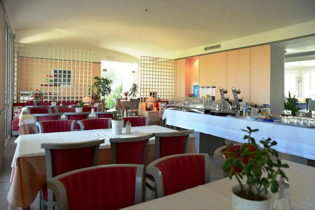 Restaurant, Mantenia Hotel, Crete