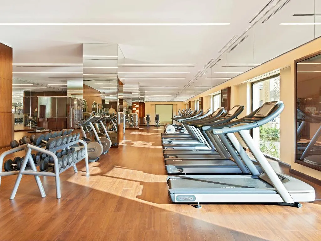Sports and Entertainment, Fairmont The Palm, Dubai