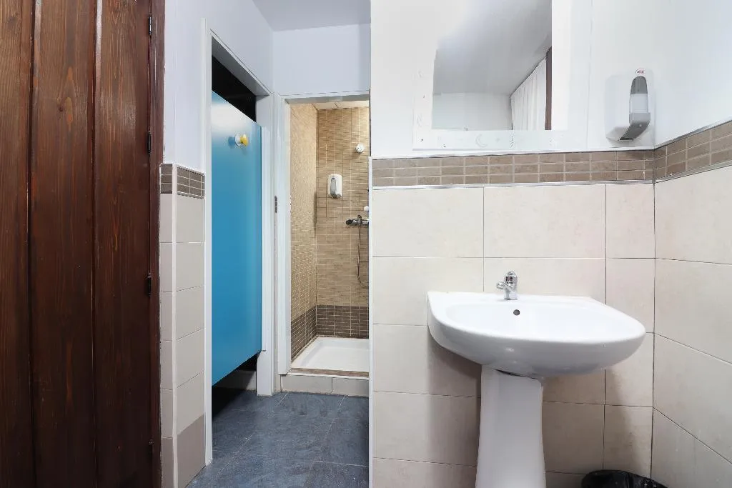 Bed in dormitory WITH SHARED BATHROOM Room, Feel Hostel City Center Malaga, Costa Del Sol