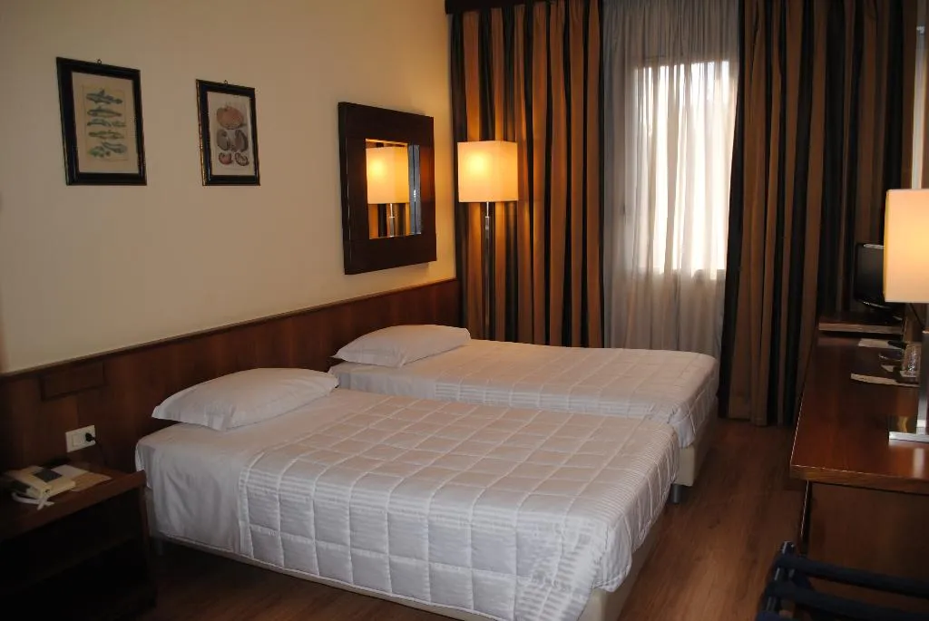 Double or Twin STANDARD Room, Royal Palace, Catania