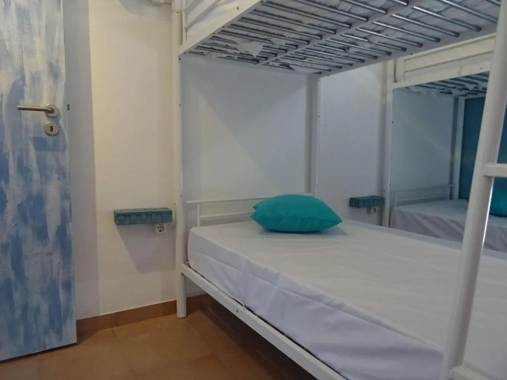Room, Faro Beach Life Hostel, Algarve