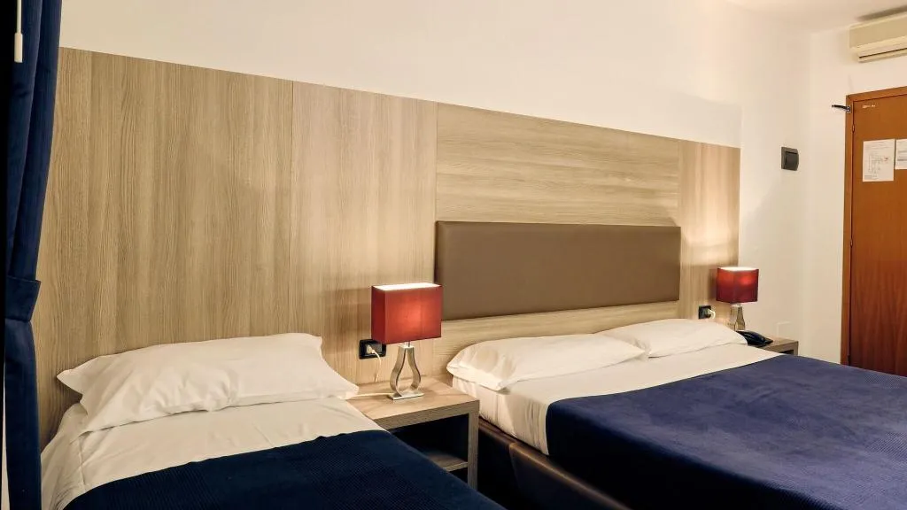 TRIPLE STANDARD Room, Roberta, Venice