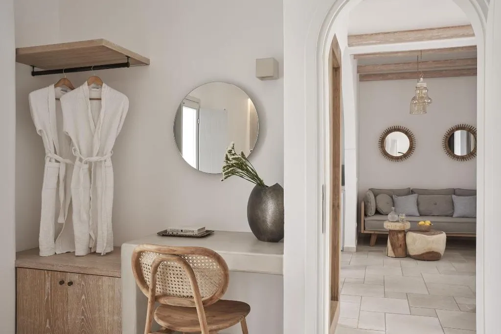 Room, Makris Beach Hotel, Santorini