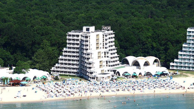 Nona, Varna