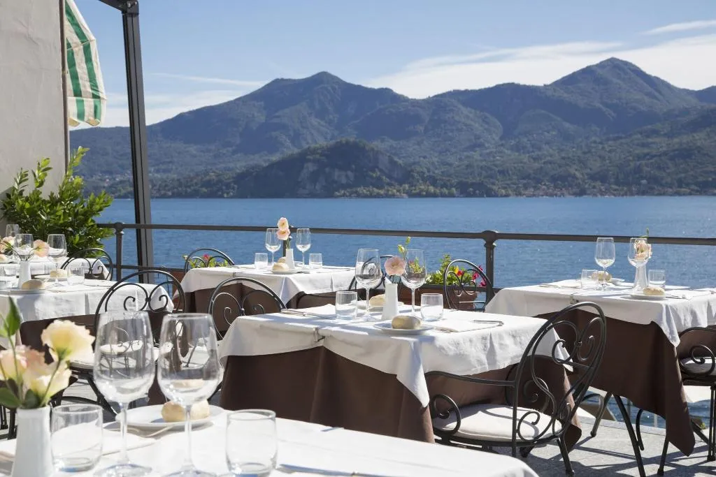 Restaurant, Ghiffa, Milan