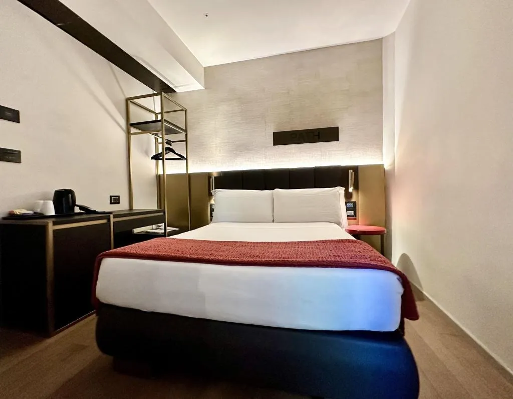 SINGLE STANDARD Room, The Market Urban Hotel, Florence