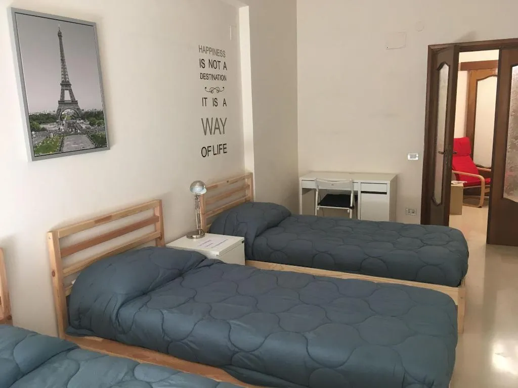 Room, Emilio's Home, Rome