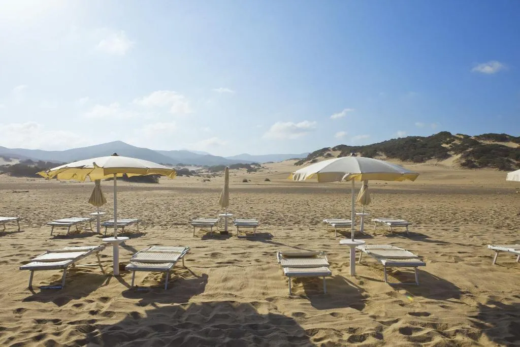 Beach, Hotel Le Dune Piscinas, Cagliari