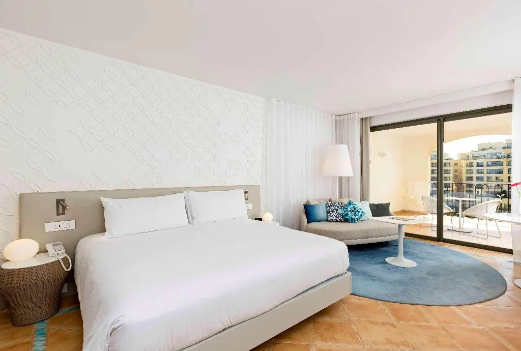 Room, Hilton Malta, Malta