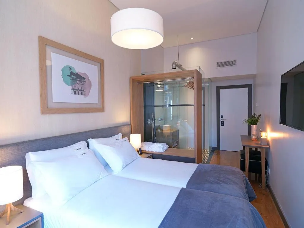 Room, Feels Like Home Santa Catarina Prime Suites, Porto