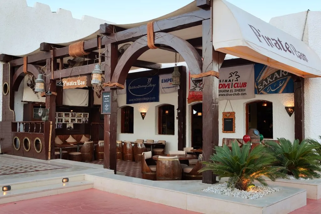 Bar, JAZ Fayrouz, Red Sea Riviera