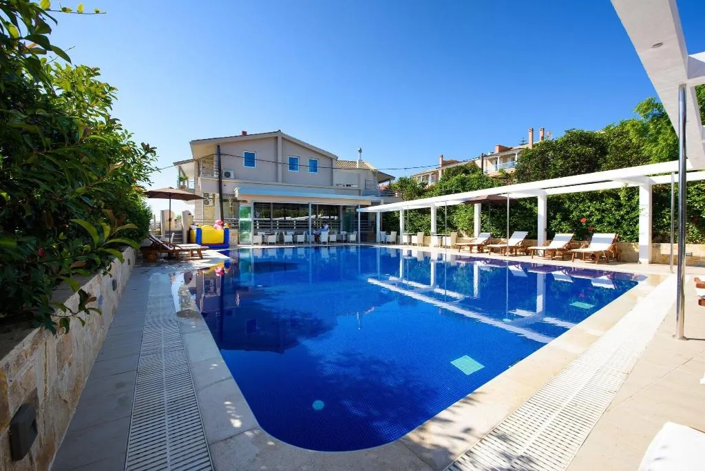 Pool, Angelo Del Arte Estate, Corfu