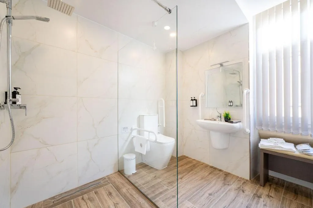 Room, C4 Retreats Gozo, Gozo