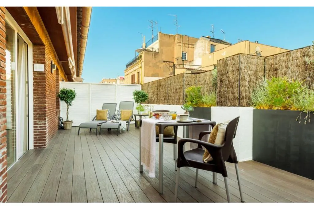 JUNIOR SUITE WITH TERRACE Room, Aparthotel Mariano Cubi, Barcelona
