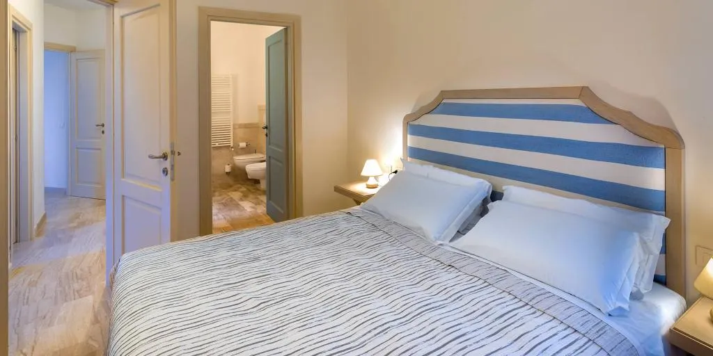 APARTMENT TWO BEDROOMS TWO BATHROOMS Room, Grande Baia Resort & Spa, Olbia