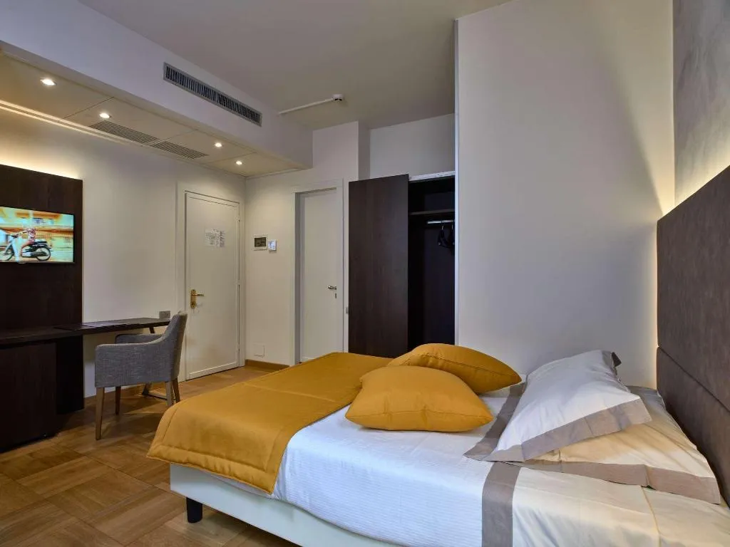 Room, Hotel Como, Milan
